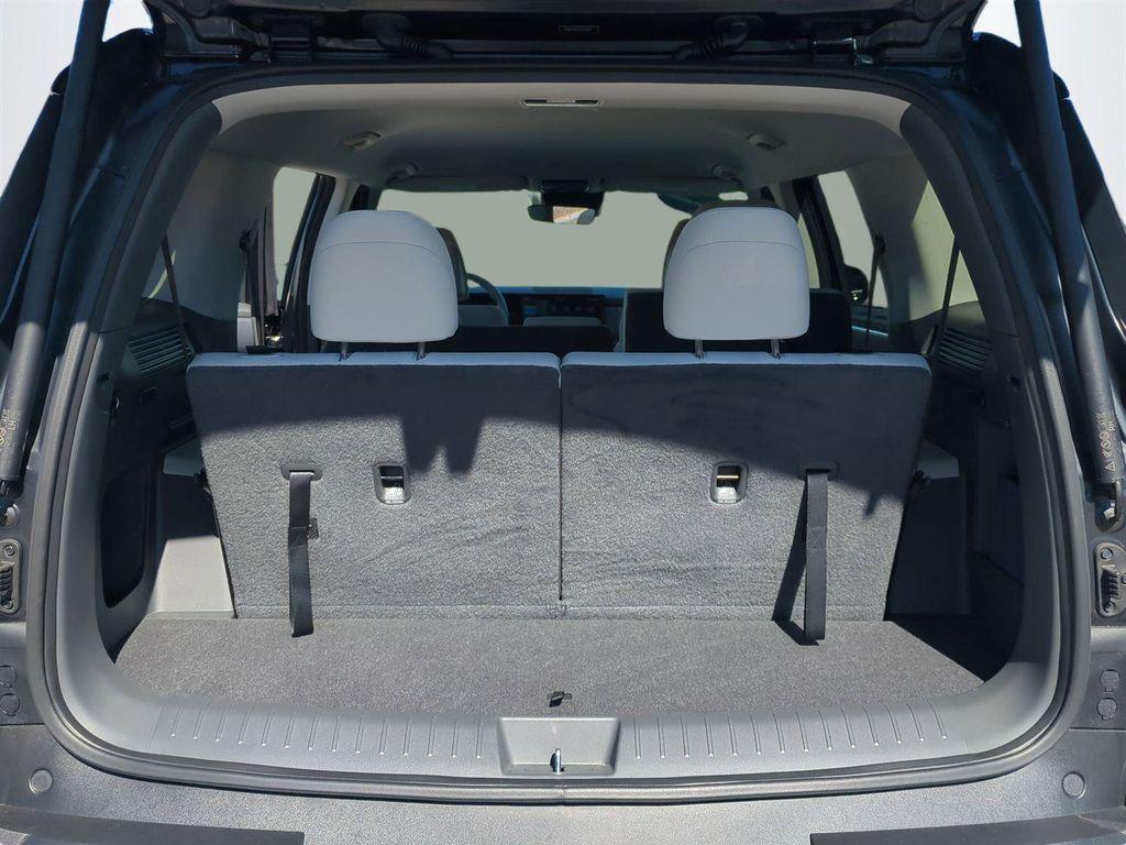 used 2025 Hyundai Santa Fe car, priced at $28,270