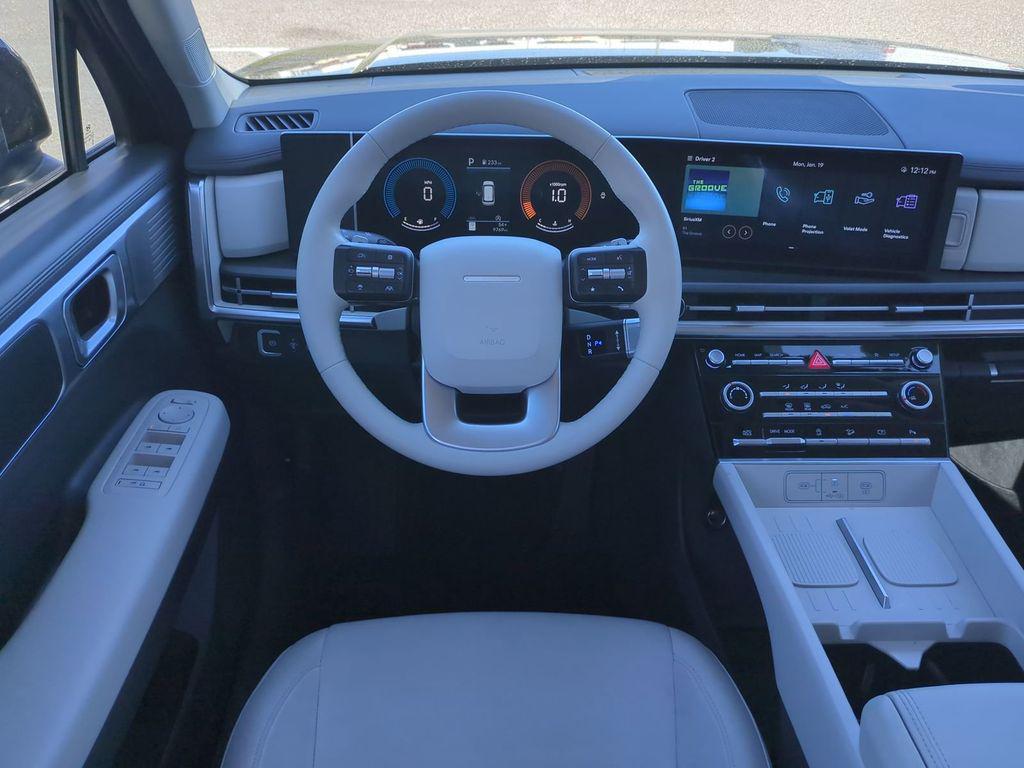 used 2025 Hyundai Santa Fe car, priced at $28,270