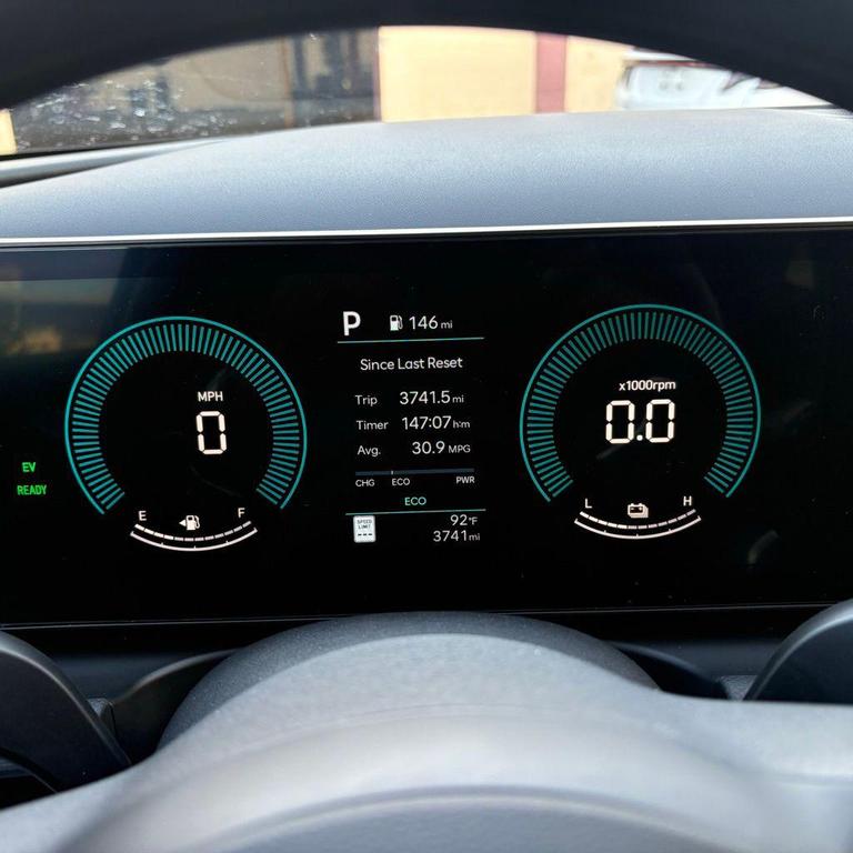 used 2025 Hyundai TUCSON Hybrid car, priced at $27,548