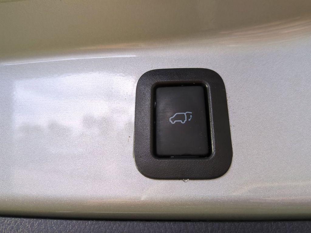 used 2018 Toyota Highlander car, priced at $19,708