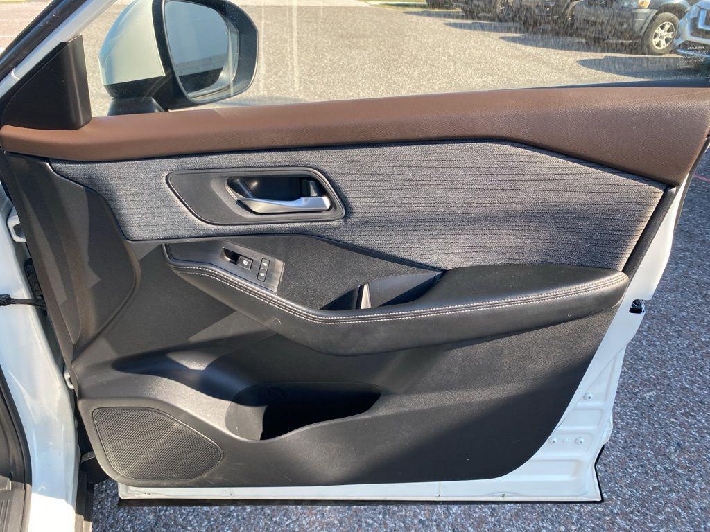 used 2023 Nissan Rogue car, priced at $18,127