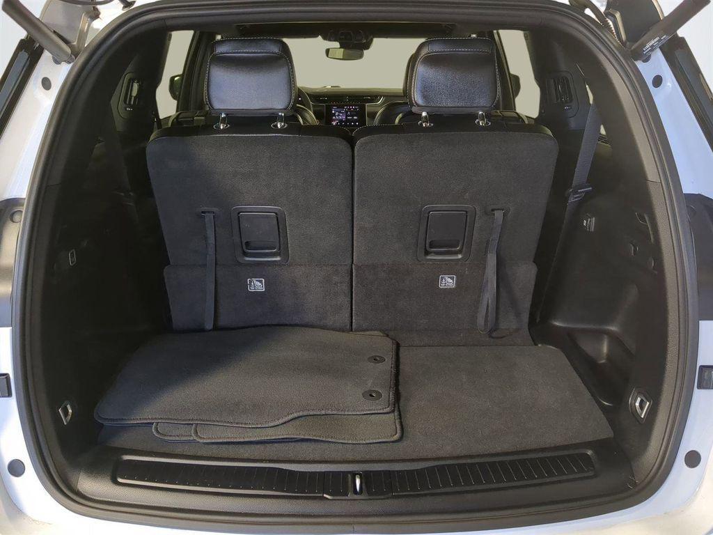 used 2024 Jeep Grand Cherokee L car, priced at $32,246