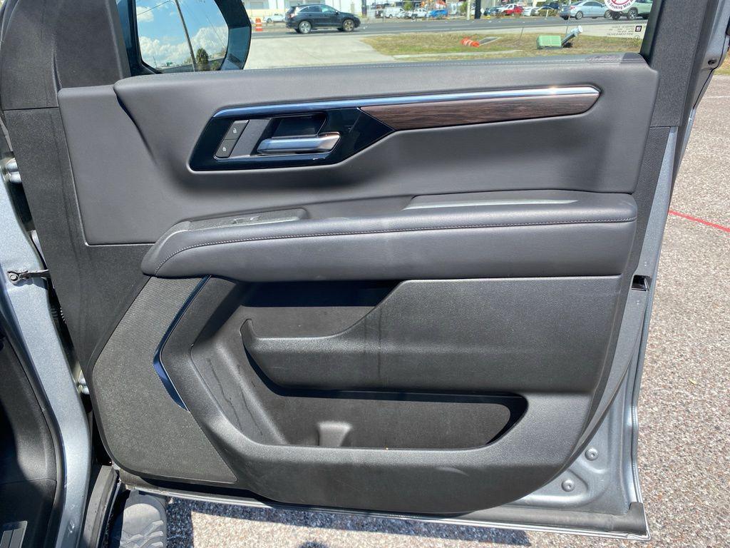 used 2025 Chevrolet Suburban car, priced at $64,635