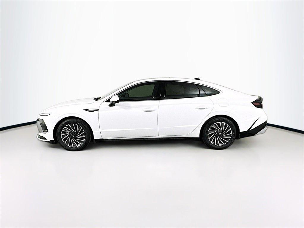 new 2025 Hyundai Sonata Hybrid car, priced at $33,858