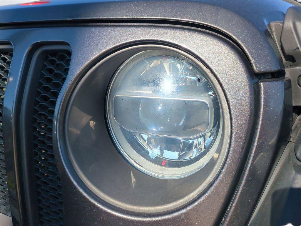 used 2018 Jeep Wrangler Unlimited car, priced at $28,223