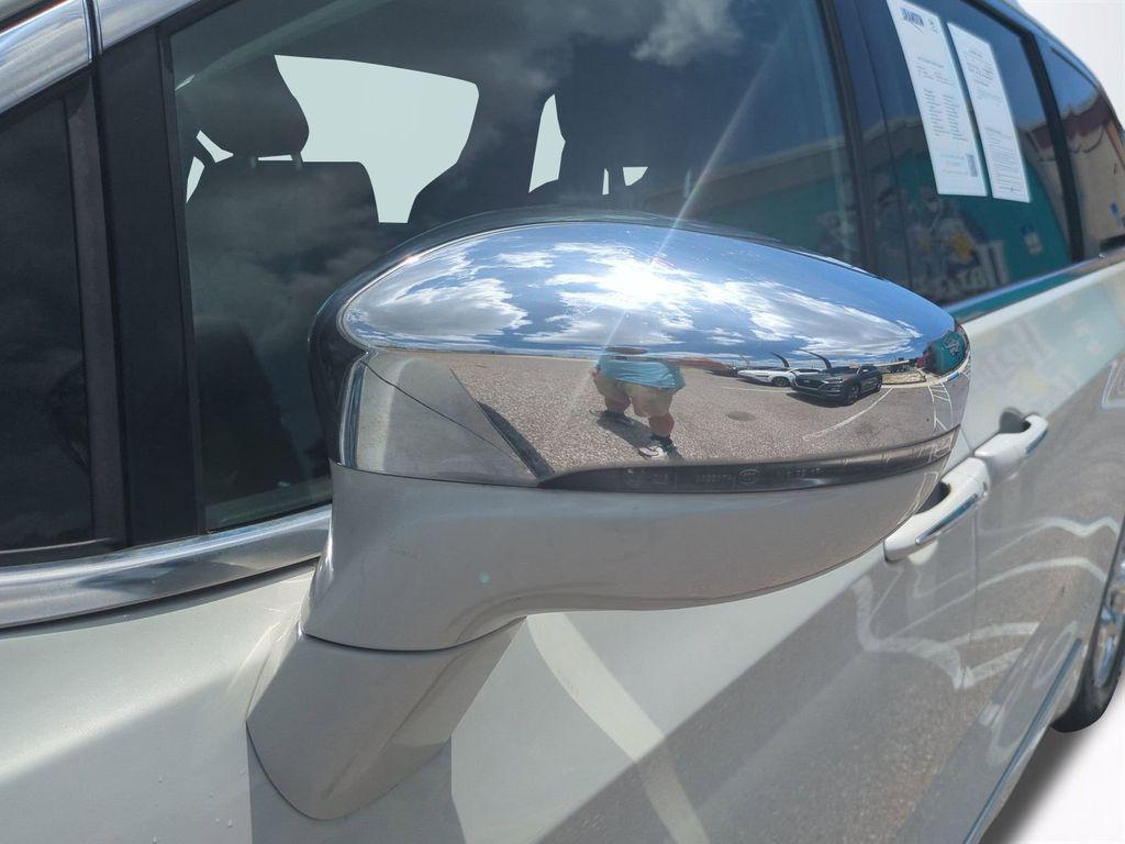 used 2017 Chrysler Pacifica car, priced at $15,909