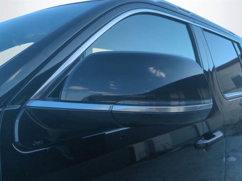 used 2024 Jeep Wagoneer car, priced at $37,416