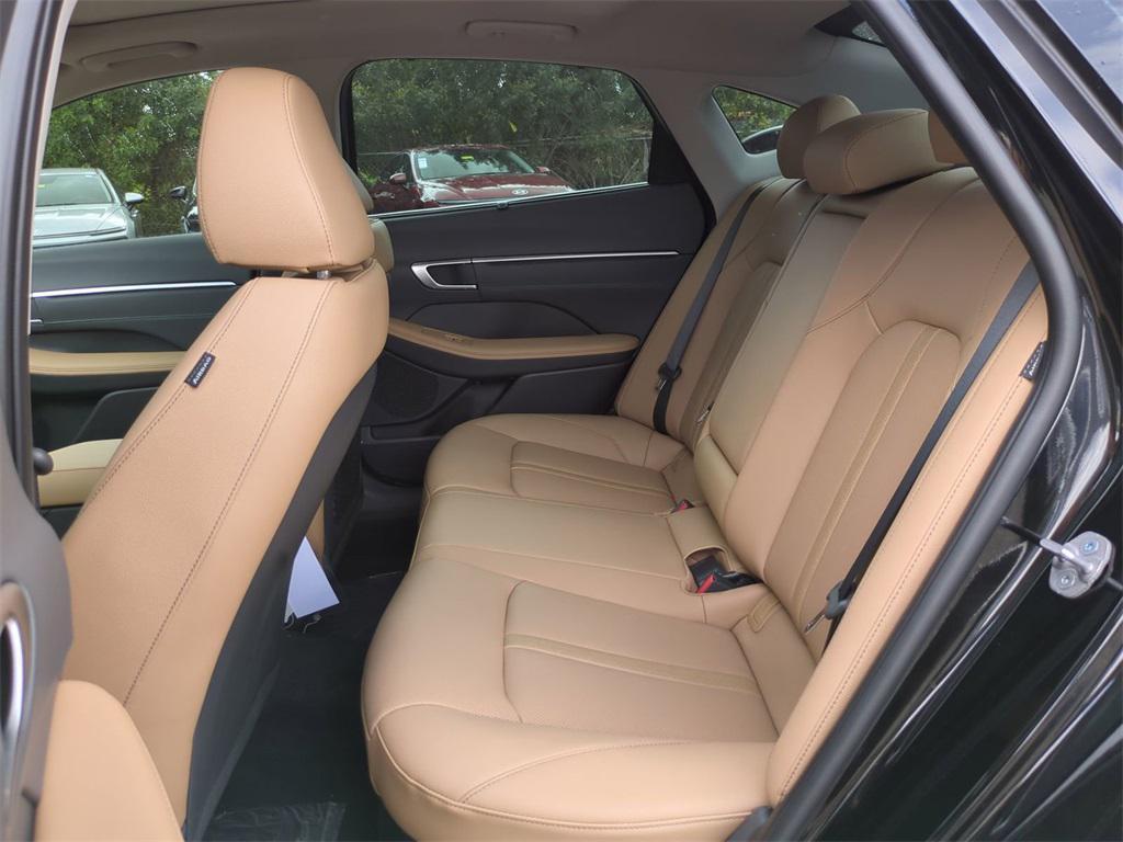new 2025 Hyundai Sonata Hybrid car, priced at $33,563