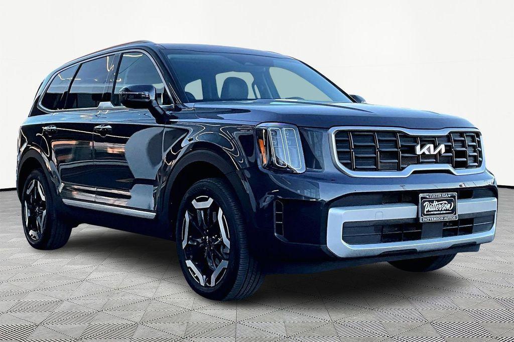 used 2025 Kia Telluride car, priced at $33,830