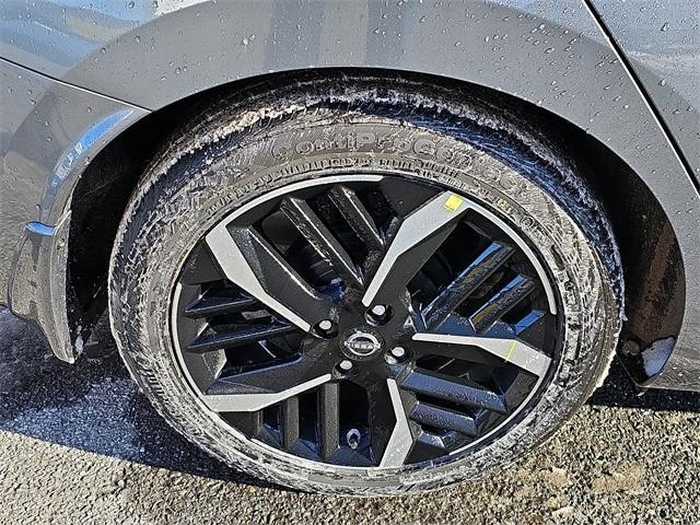 new 2025 Nissan Versa car, priced at $21,558