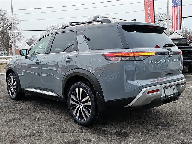 new 2025 Nissan Pathfinder car, priced at $45,623