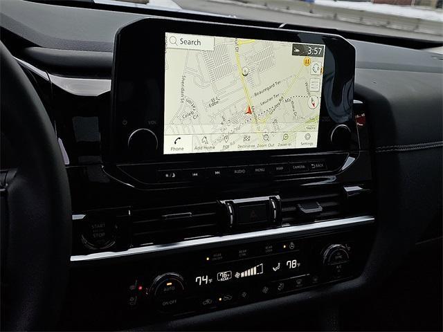 new 2025 Nissan Pathfinder car, priced at $45,623