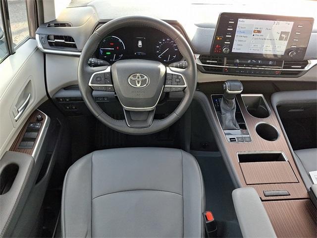 used 2021 Toyota Sienna car, priced at $35,563