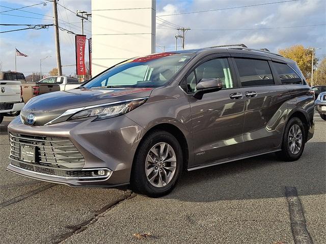 used 2021 Toyota Sienna car, priced at $35,563