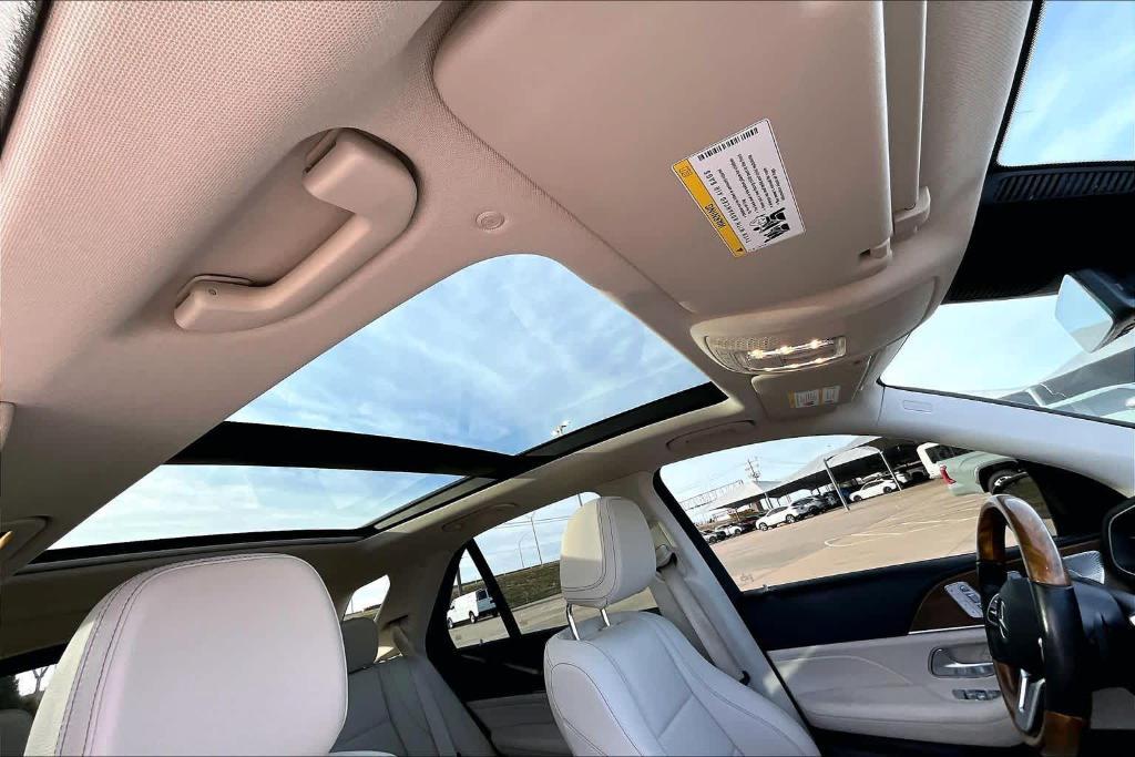 used 2022 Mercedes-Benz GLE 350 car, priced at $35,987