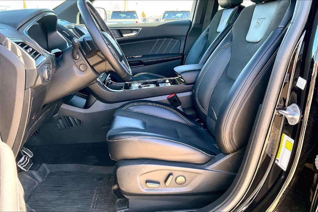 used 2020 Ford Edge car, priced at $26,899