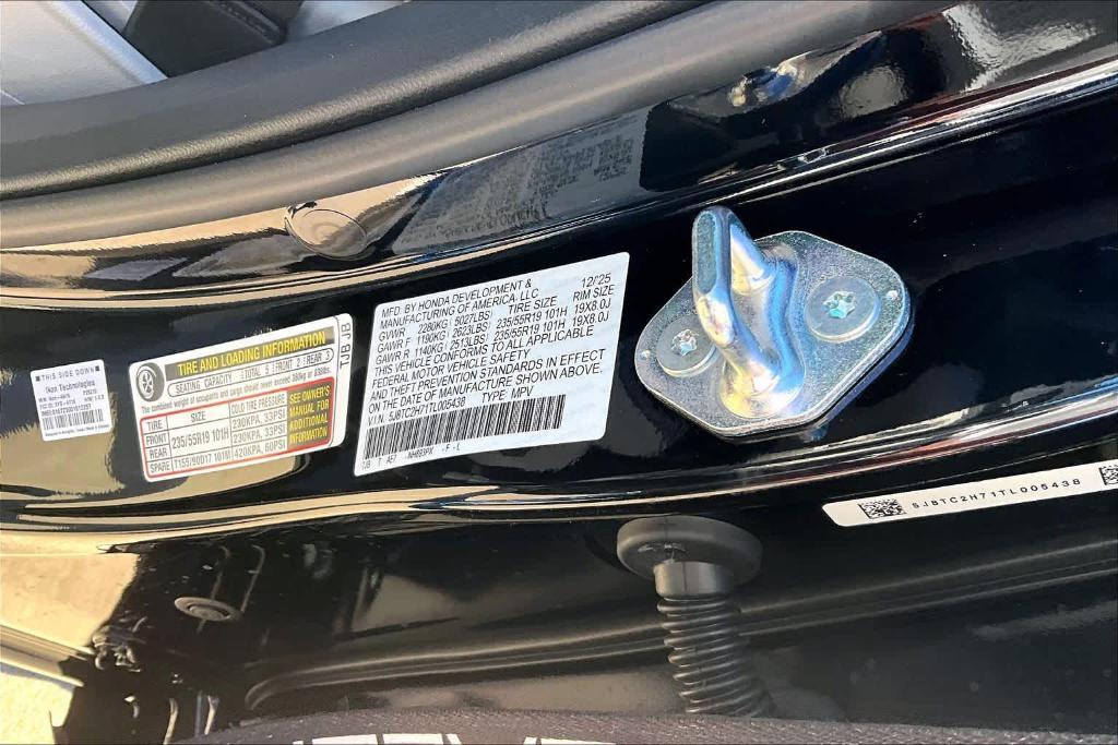 new 2026 Acura RDX car, priced at $54,800