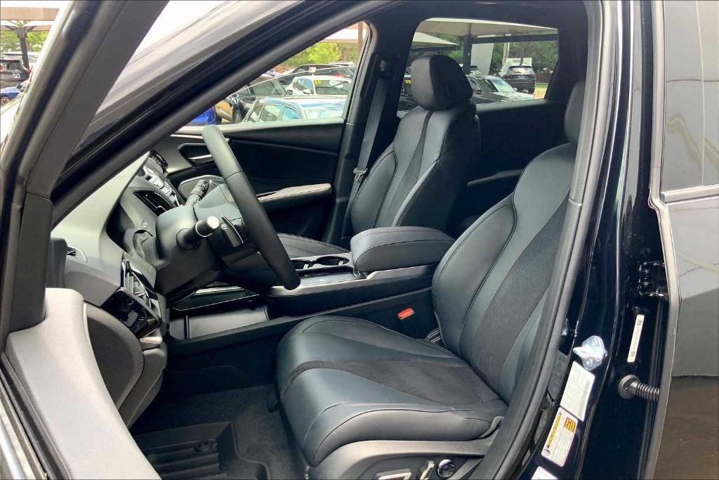 new 2025 Acura RDX car, priced at $52,250