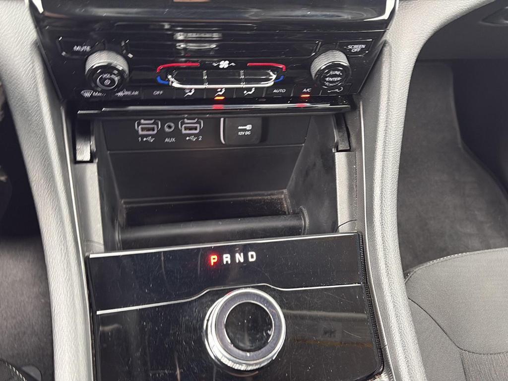 used 2024 Jeep Grand Cherokee L car, priced at $33,429
