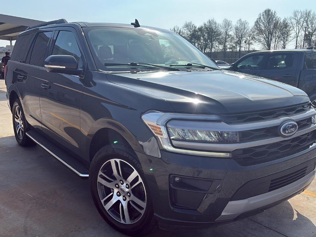 used 2022 Ford Expedition car, priced at $37,998
