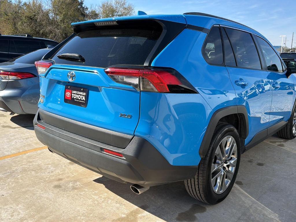 used 2020 Toyota RAV4 car, priced at $23,329