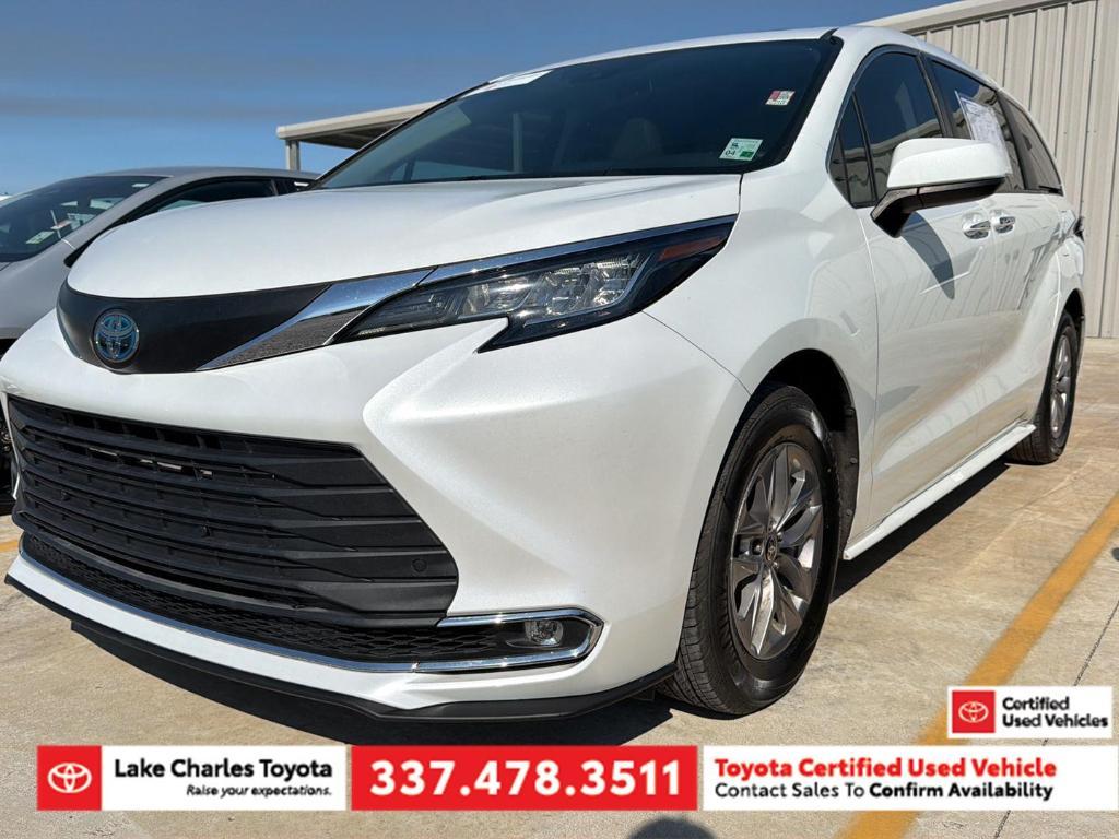 used 2022 Toyota Sienna car, priced at $32,998