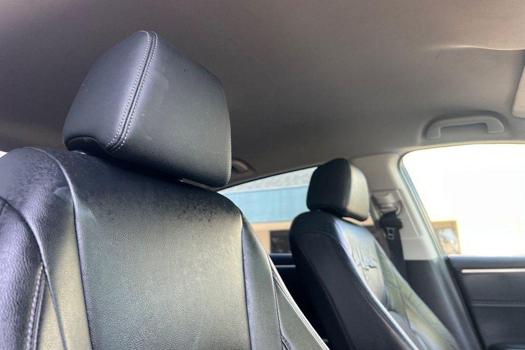 used 2018 Honda Clarity Plug-In Hybrid car, priced at $12,338