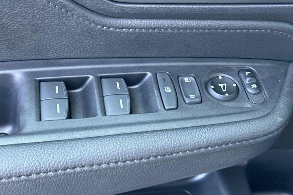 new 2026 Honda Odyssey car, priced at $45,845