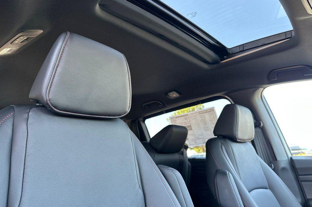 new 2026 Honda Odyssey car, priced at $45,845