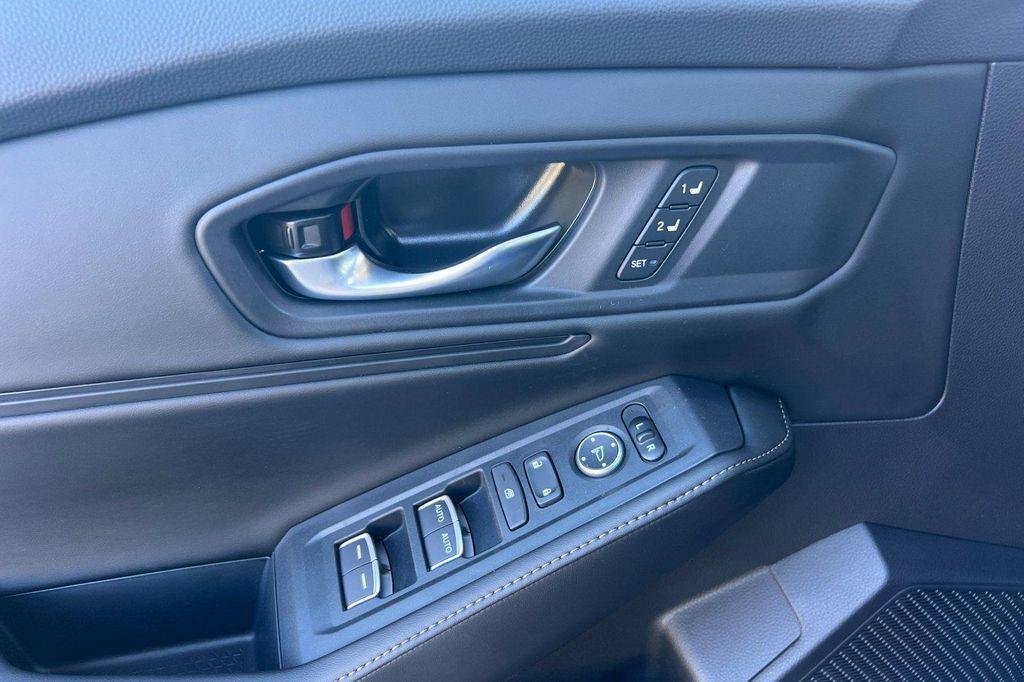 new 2026 Honda Accord Hybrid car, priced at $37,230