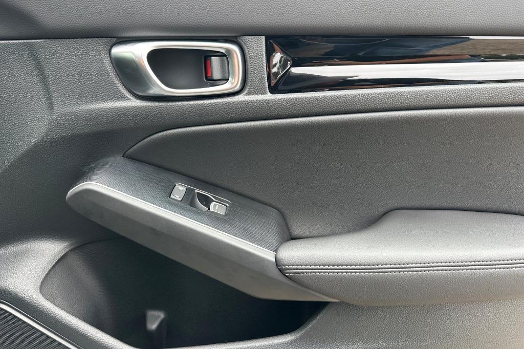 new 2026 Honda Civic Hybrid car, priced at $34,130