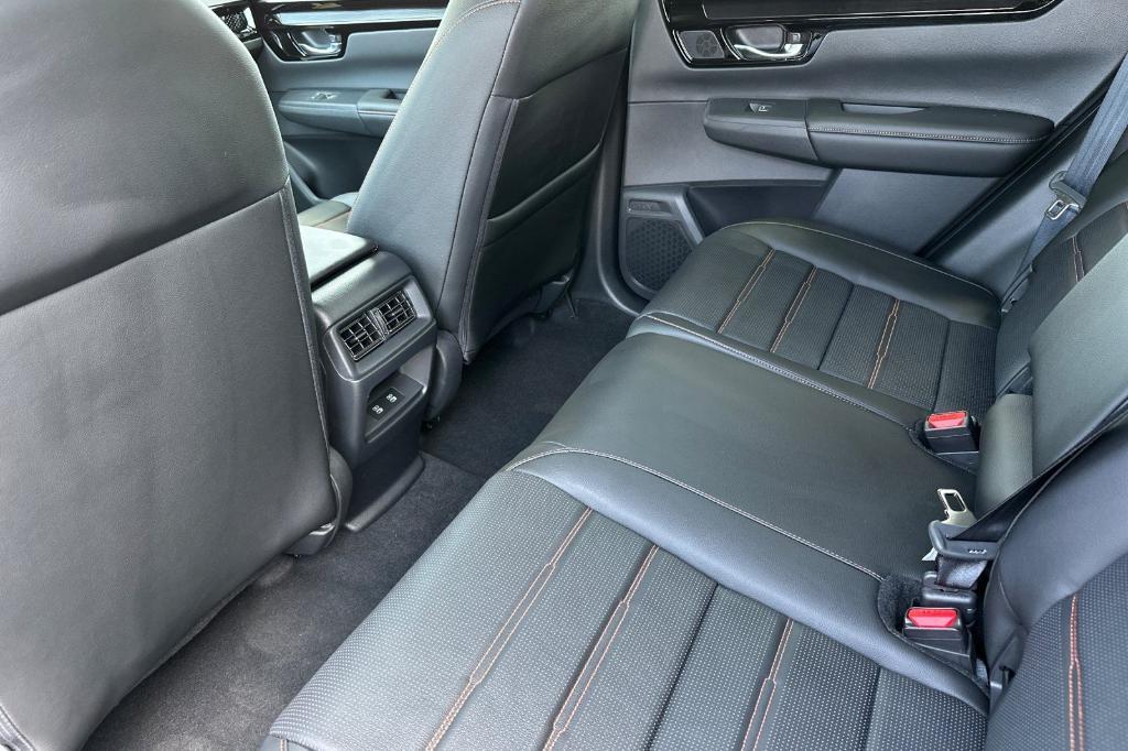 new 2026 Honda CR-V Hybrid car, priced at $44,540