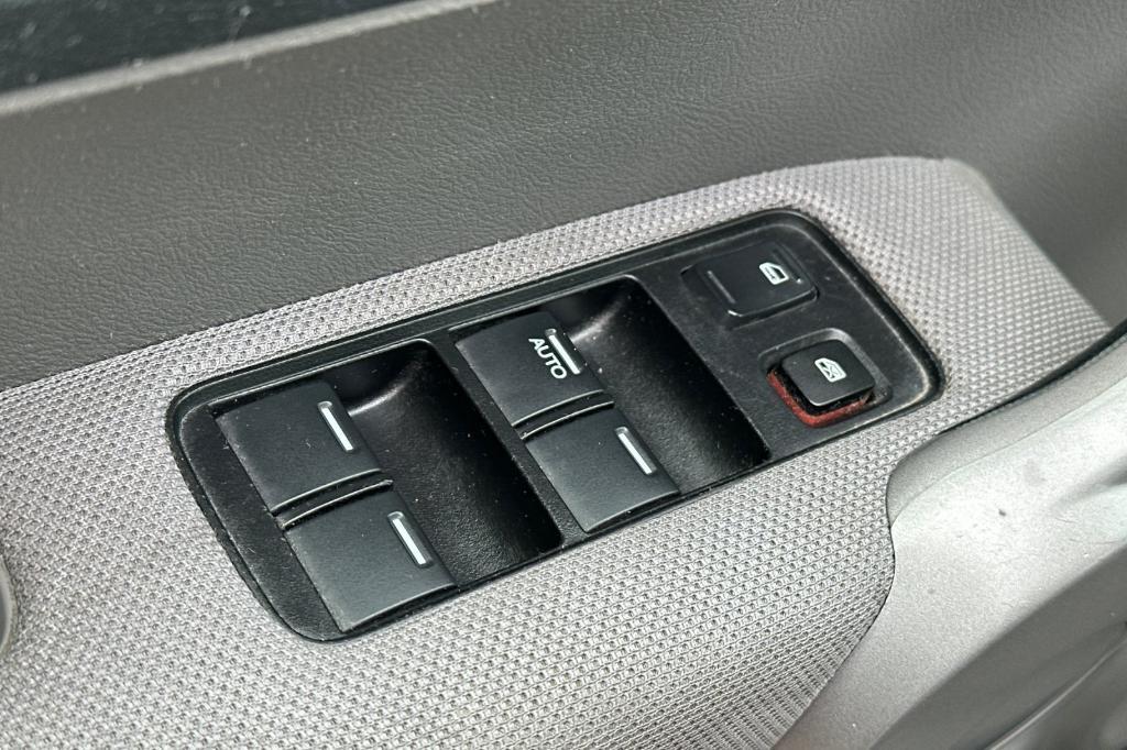 new 2007 Honda CR-V car, priced at $9,080
