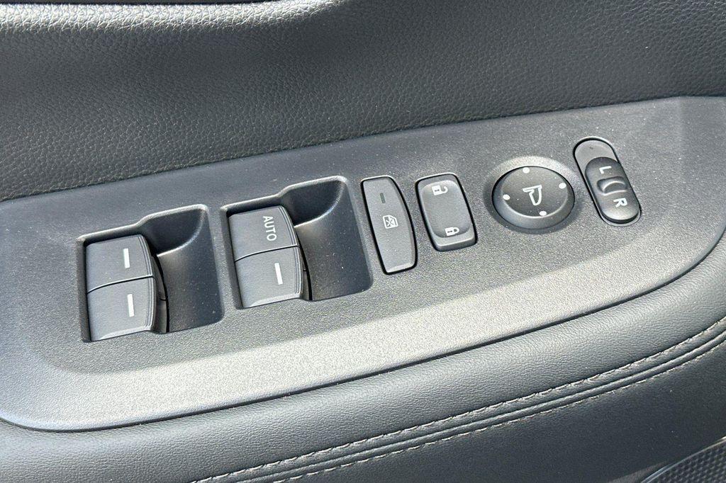 new 2026 Honda HR-V car