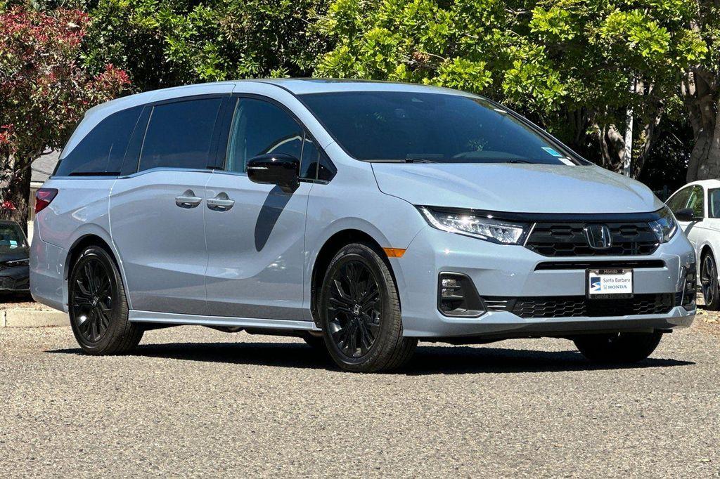 new 2026 Honda Odyssey car, priced at $45,930