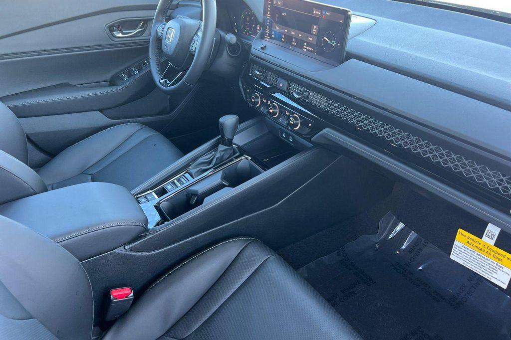 new 2026 Honda Accord Hybrid car