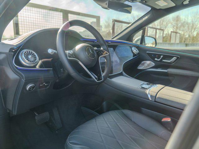 used 2025 Mercedes-Benz EQS 580 car, priced at $104,999