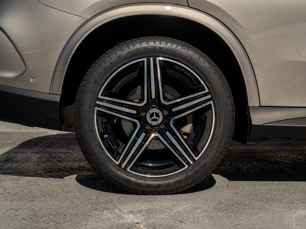 used 2023 Mercedes-Benz GLC 300 car, priced at $41,990