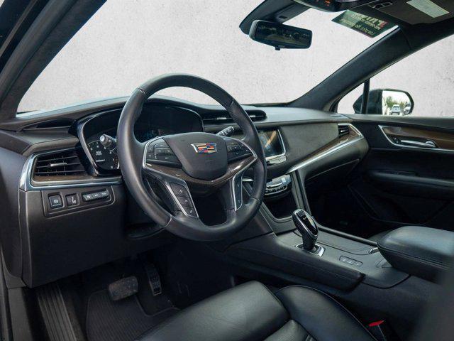 used 2017 Cadillac XT5 car, priced at $21,384