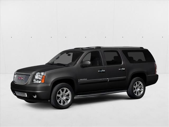 used 2014 GMC Yukon XL car, priced at $21,997