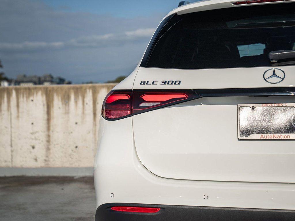used 2026 Mercedes-Benz GLC 300 car, priced at $45,990