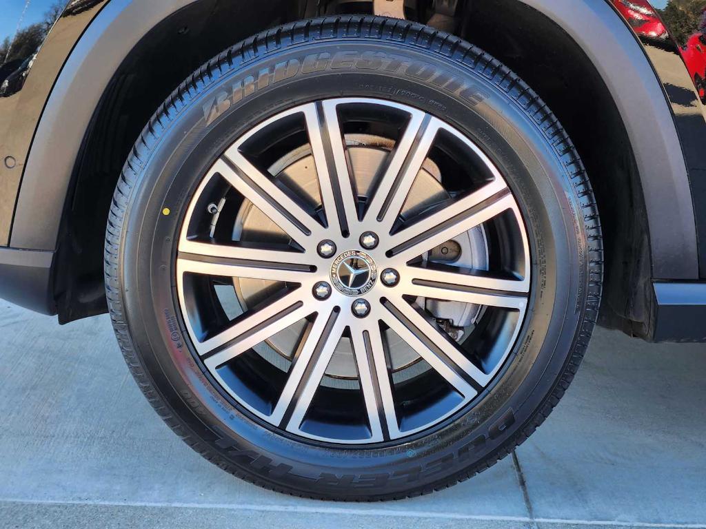 used 2024 Mercedes-Benz GLE 450 Plug-In Hybrid car, priced at $54,388