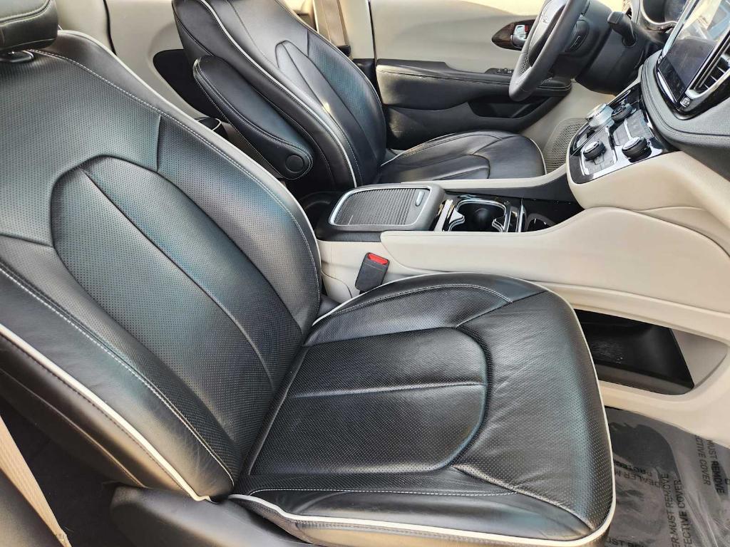 used 2022 Chrysler Pacifica car, priced at $31,688