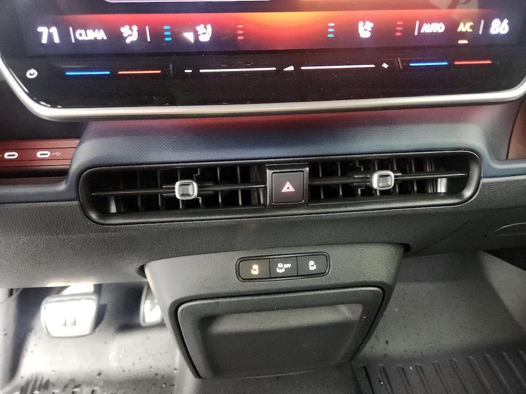 used 2025 Volkswagen ID. Buzz car, priced at $52,998