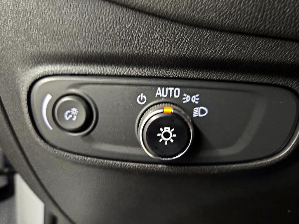 used 2023 Chevrolet Equinox car, priced at $19,998