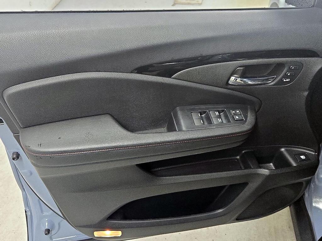 used 2025 Honda Ridgeline car, priced at $42,998