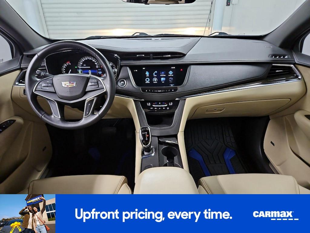 used 2017 Cadillac XT5 car, priced at $15,998