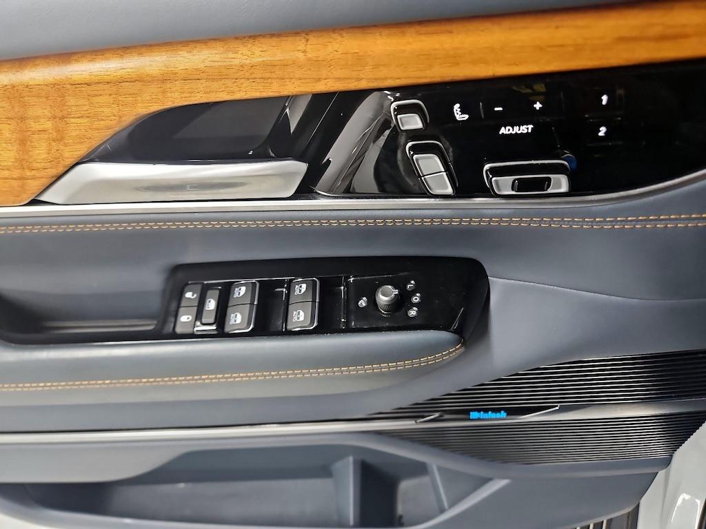 used 2022 Jeep Grand Wagoneer car, priced at $49,998