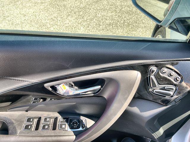 used 2017 Hyundai Azera car, priced at $6,123