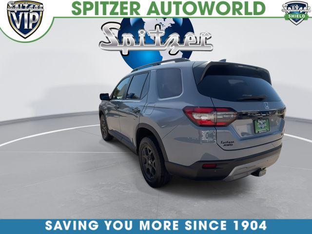 used 2025 Honda Pilot car, priced at $43,888